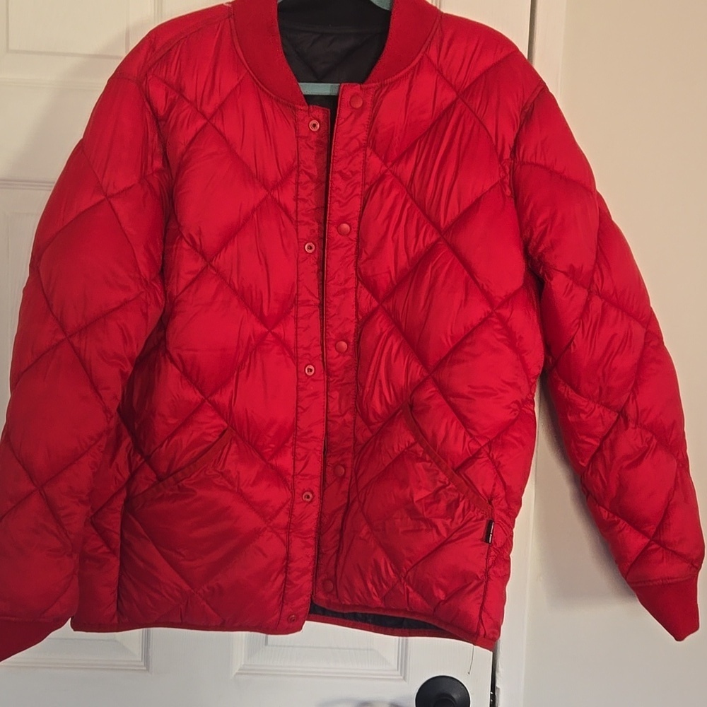 Calvin Klein Mens Quilted Reversible Jacket Black / Red L - Picture 2 of 9